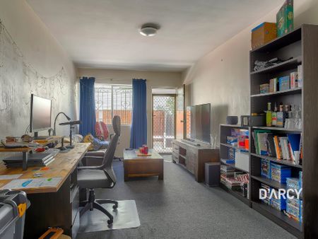 4/12 JUBILEE ST - Photo 3