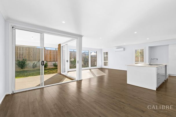 11 Barracks Court, Warner, QLD, 4500 - Photo 1