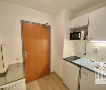 Location Appartement 1 pièce 19m² LYON 7ème - Photo 5