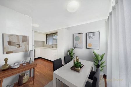 3-Bedroom Home Which is Sure to Impress. - Photo 4