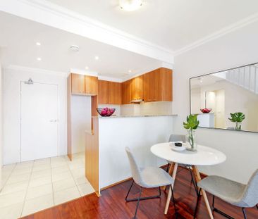 37/13 Ernest Street, Crows Nest - Photo 2
