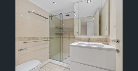 Luxurious Two Bedroom Plus Study apartment with Timber Flooring & Blinds - Regency Hyde Park - Photo 5