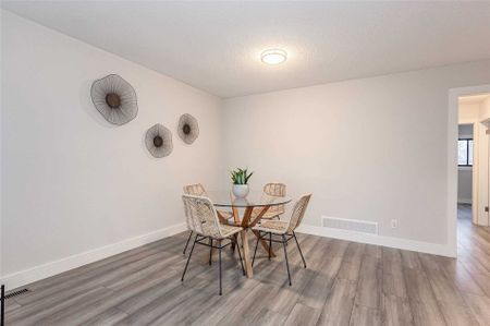 For Lease - 2896 Arvida Circle, Mississauga, Ontario - Photo 3