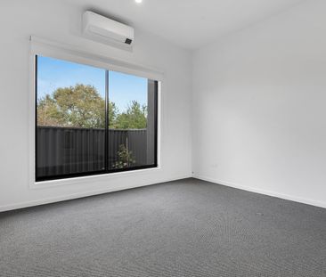 5 Rubicon Street, Reservoir VIC 3073 - Photo 2