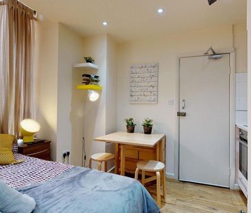 Studio to rent - Photo 3