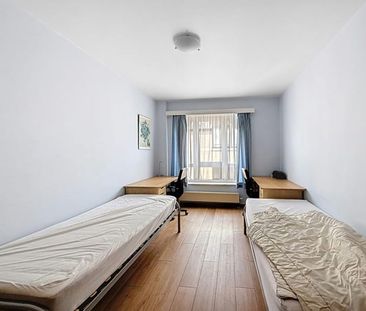 Appartement te huur - Photo 1
