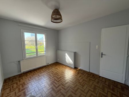 Location Maison 6 Pièces 126 m² - Photo 3