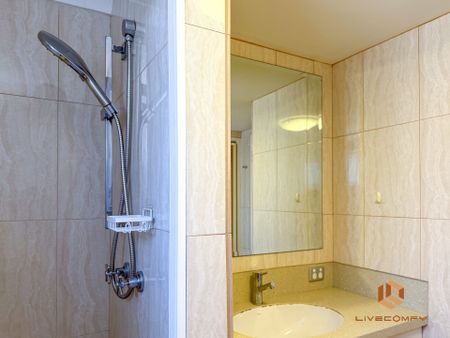 South Perth - Photo 3