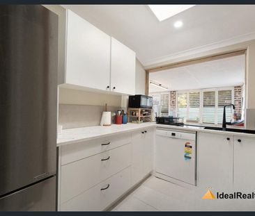 Family Home in Prime Parkwood Location - Photo 5