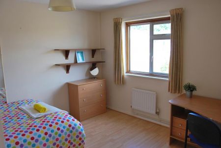 6 bedroom house to rent - Photo 3