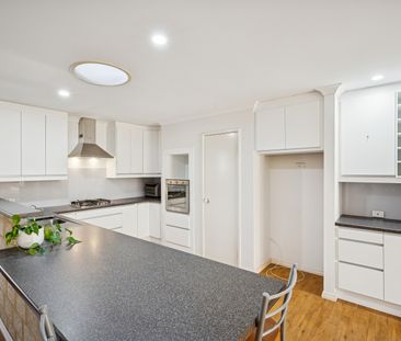 12 Tabeland Way, Carramar WA 6031 - House For Rent | Domain - Photo 5