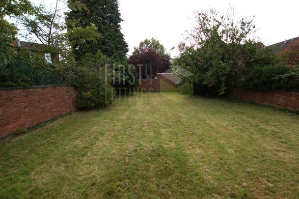 4 bedroom semi-detached house to rent - Photo 1