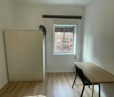 Carrer de la Indústria, Valencia, Valencian Community 46022 - Photo 3