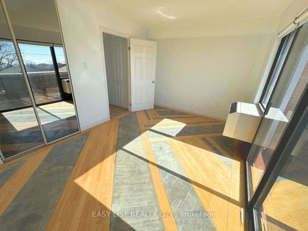 2112 Queen Street E #25 , - Photo 4
