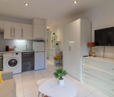 Location Appartement 1 pièce 20m² CANNES 06400 - Photo 3