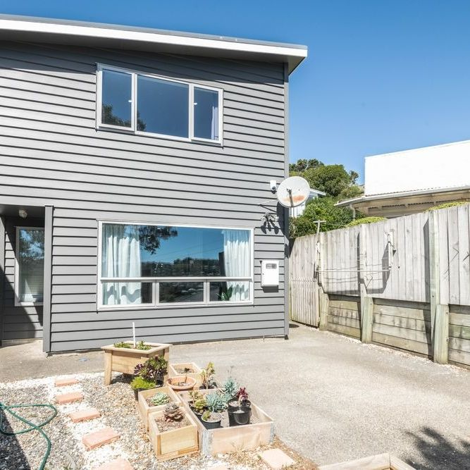 198A Helston Road, Paparangi - Photo 1