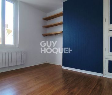 Appartement type Haussmannien T2 bis en centre ville - Photo 2