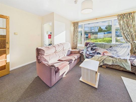 6 bedroom end of terrace house to rent - Photo 1