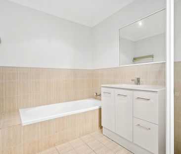 8/31 Manilla Place, Woronora NSW 2232 - Townhouse For Rent | Domain - Photo 4