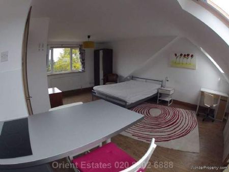 1 bedroom property to rent in London - Photo 2