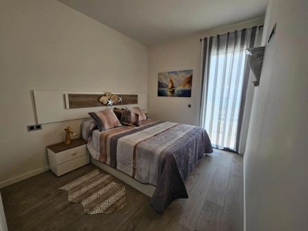 Piso de alquiler en Centre - Photo 5