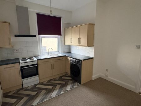 Long Street, Dursley - Photo 5