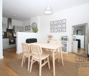 2 Bedroom Maisonette To Let - Photo 3