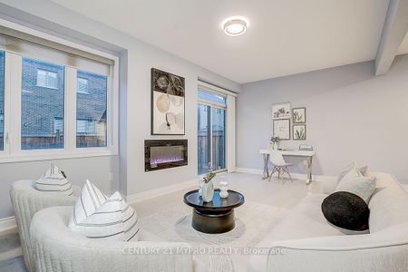 For Lease - 33 Mallery Street, Richmond Hill, Ontario - Photo 5