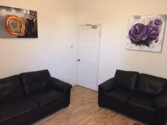 12 Harold rd - Photo 1