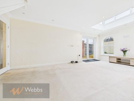 4 bedroom detached bungalow to rent - Photo 2