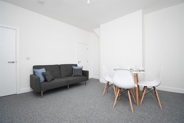 1 bed house share to rent in Athol Street South, Burnley, BB11 - Photo 1