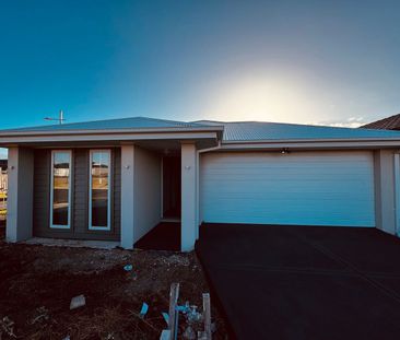 Modern Family Living near Wyndham Vale Station - Photo 4