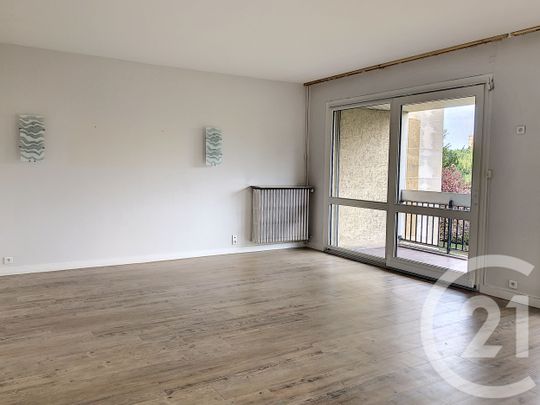 Location Appartement 6 pièces 163m² TROYES 10000 - Photo 1