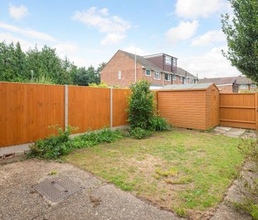 2 bedroom semi-detached house to rent - Photo 6