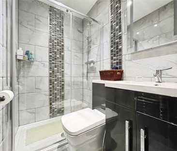 Vicarage Crescent, Egham, Surrey, TW20 9JP - Photo 3