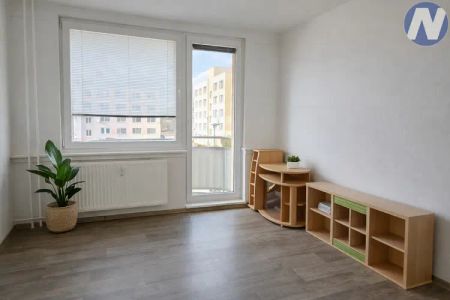 Pronájem bytu 3+1+balkón, sídliště Míru, Volary - Photo 5