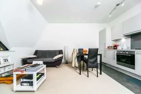 1 bedroom apartment to rent - Photo 2