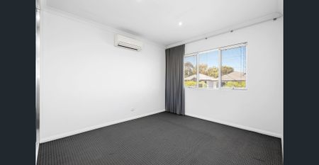 Bright, Modern Living in a Prime Yokine Location - Photo 4