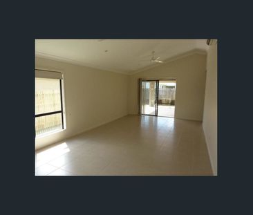 Open plan living on Benedore - Photo 1