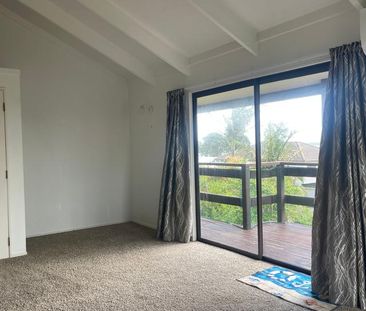 Affordable living in a prime location - Photo 2