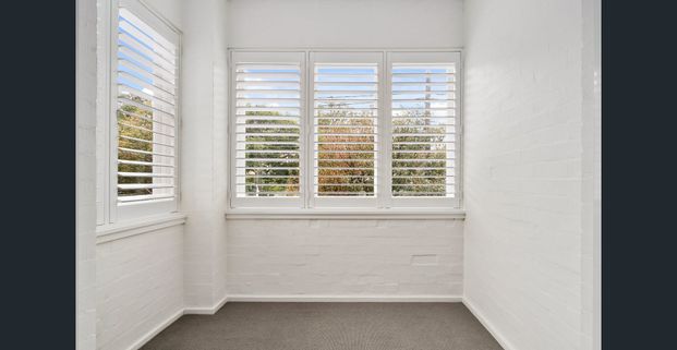 RENOVATED STUDIO IN PRIME LOCATION - BY APPOINTMENT - Photo 1