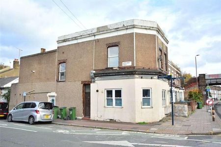 Aldeburgh Street, London, SE10 - Photo 2