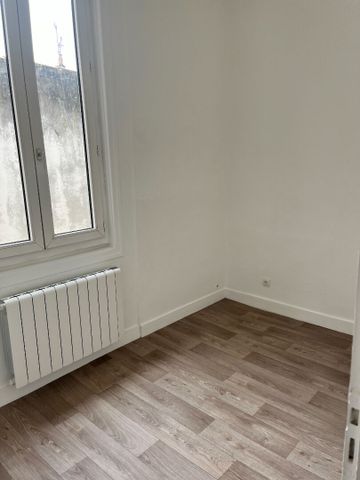 Location appartement 3 pièces, 47.50m², Rochefort - Photo 2