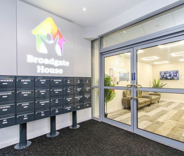 1 bed Shared House for Rent - Photo 5