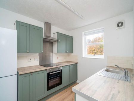 2 bedroom flat to rent - Photo 3