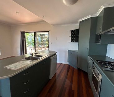 PEACE AND TRANQUILITY IN A QUIET CUL DE SAC FOR RENT! - Photo 6