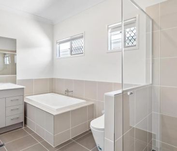 NEW FAMILY HOME - WISHART PRIMARY & MANSFIELD HIGH CATCHMENTS - Photo 4