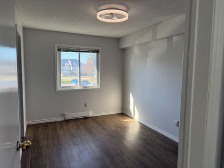 For Lease - 31 Laguna Parkway Unit# 18, Ramara, Ontario - Photo 5