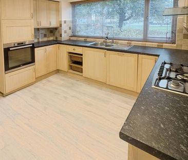 3 bedroom terraced house to rent - Photo 5