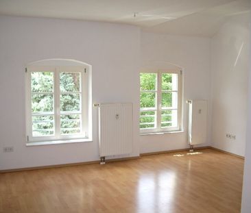 – vorreserviert – kleine 2- RWE im Dachgeschoss im Zentrum von Görl... - Foto 1